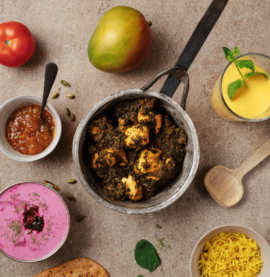 Palak kylling med tilbehør